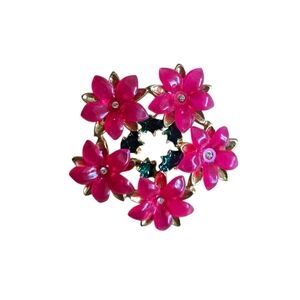 Lia Poinsettia Leaf Brooch 1960's Vintage Lucite Goldtone Collectible Christmas